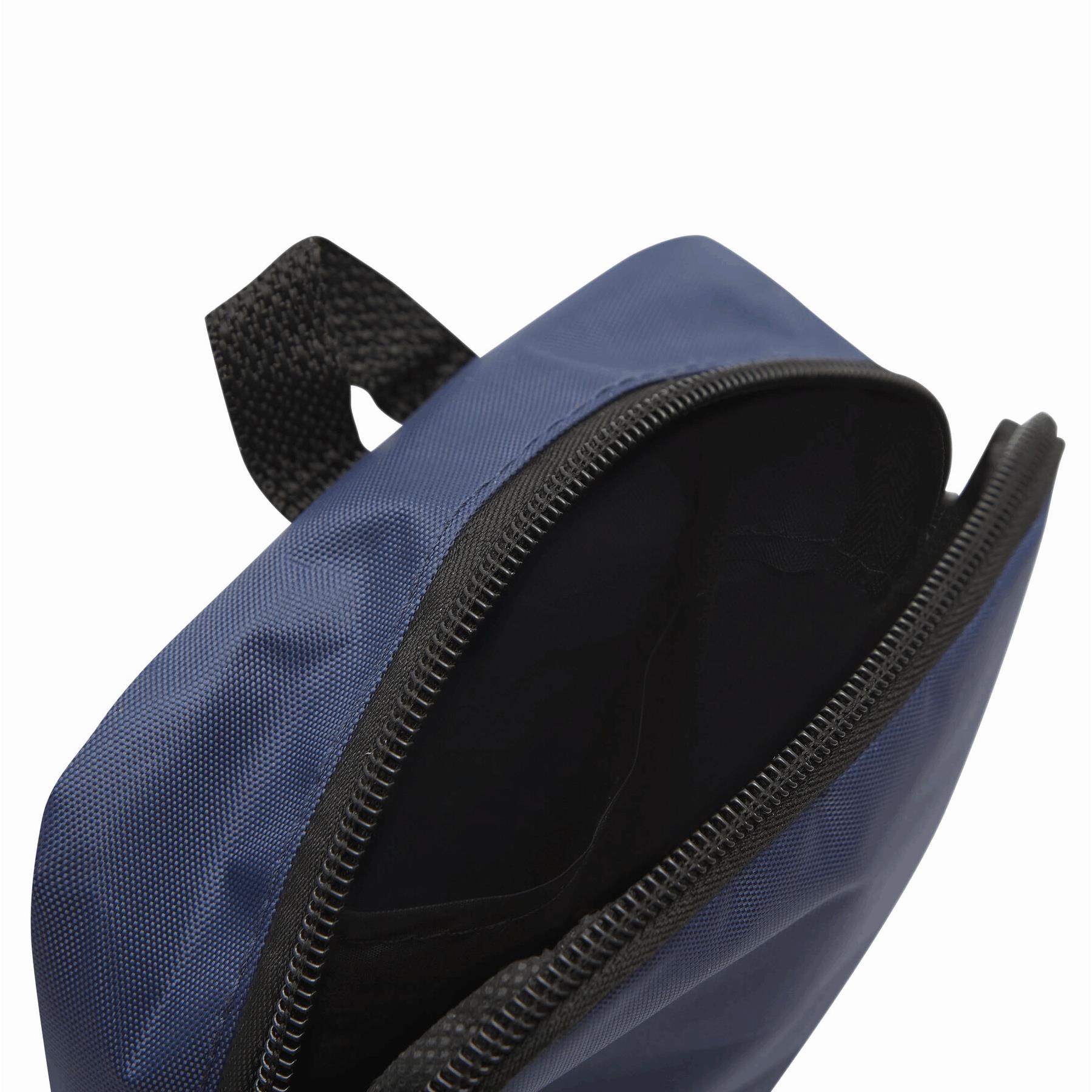 NEAR BY - Schultertasche