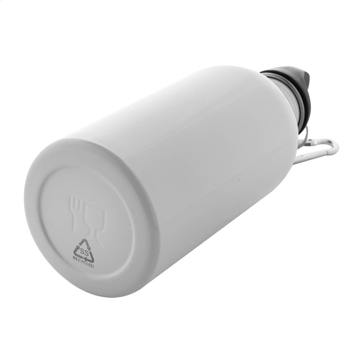 Flasche aus recyceltem Edelstahl