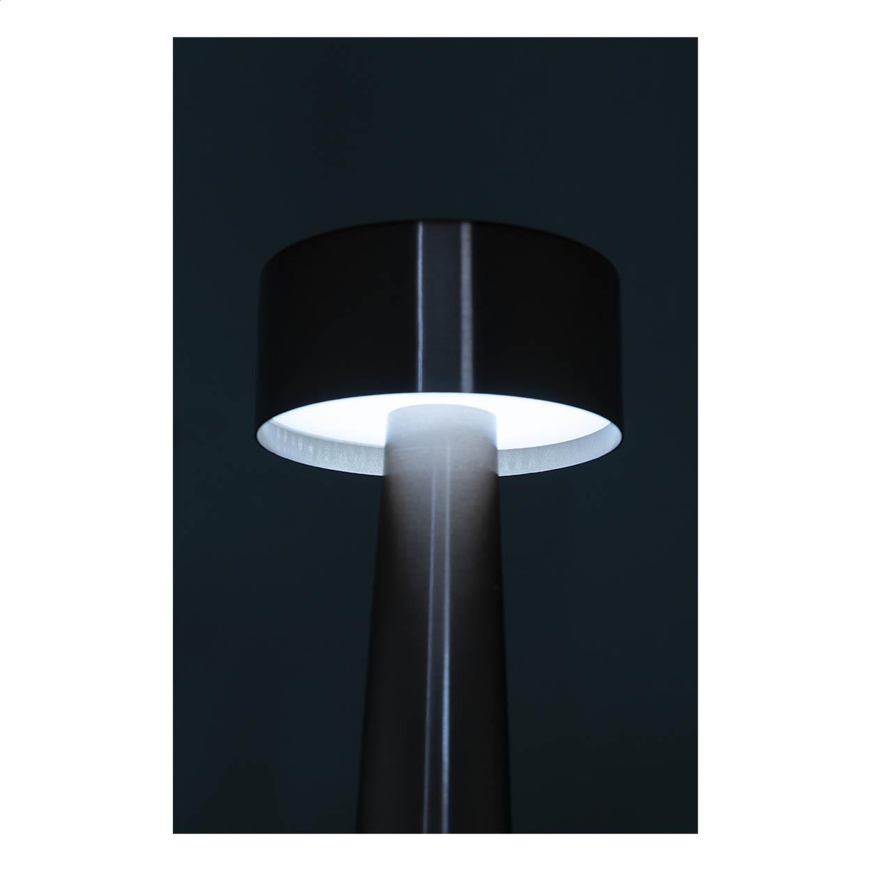 Tischlampe