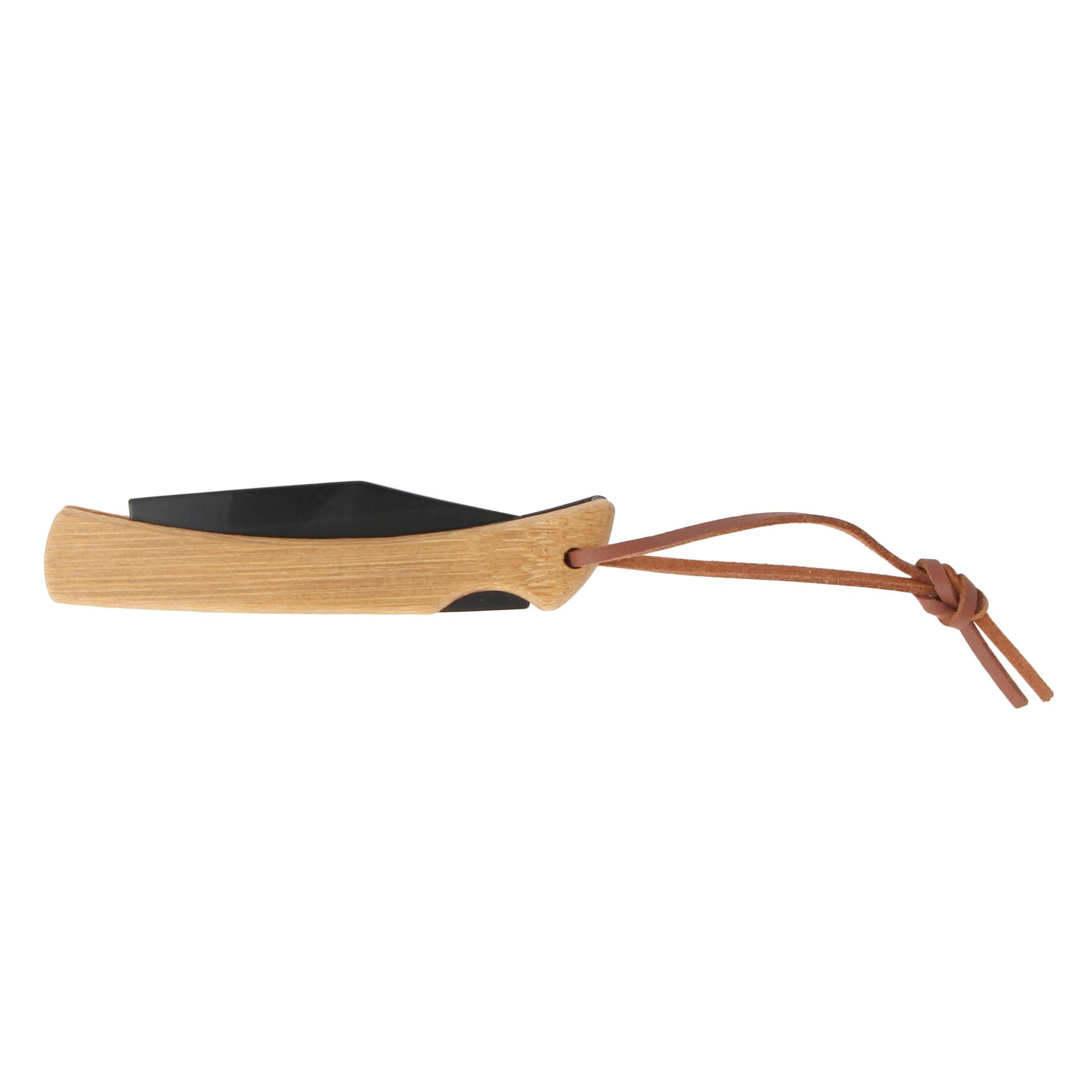Taschenmesser aus Bambus