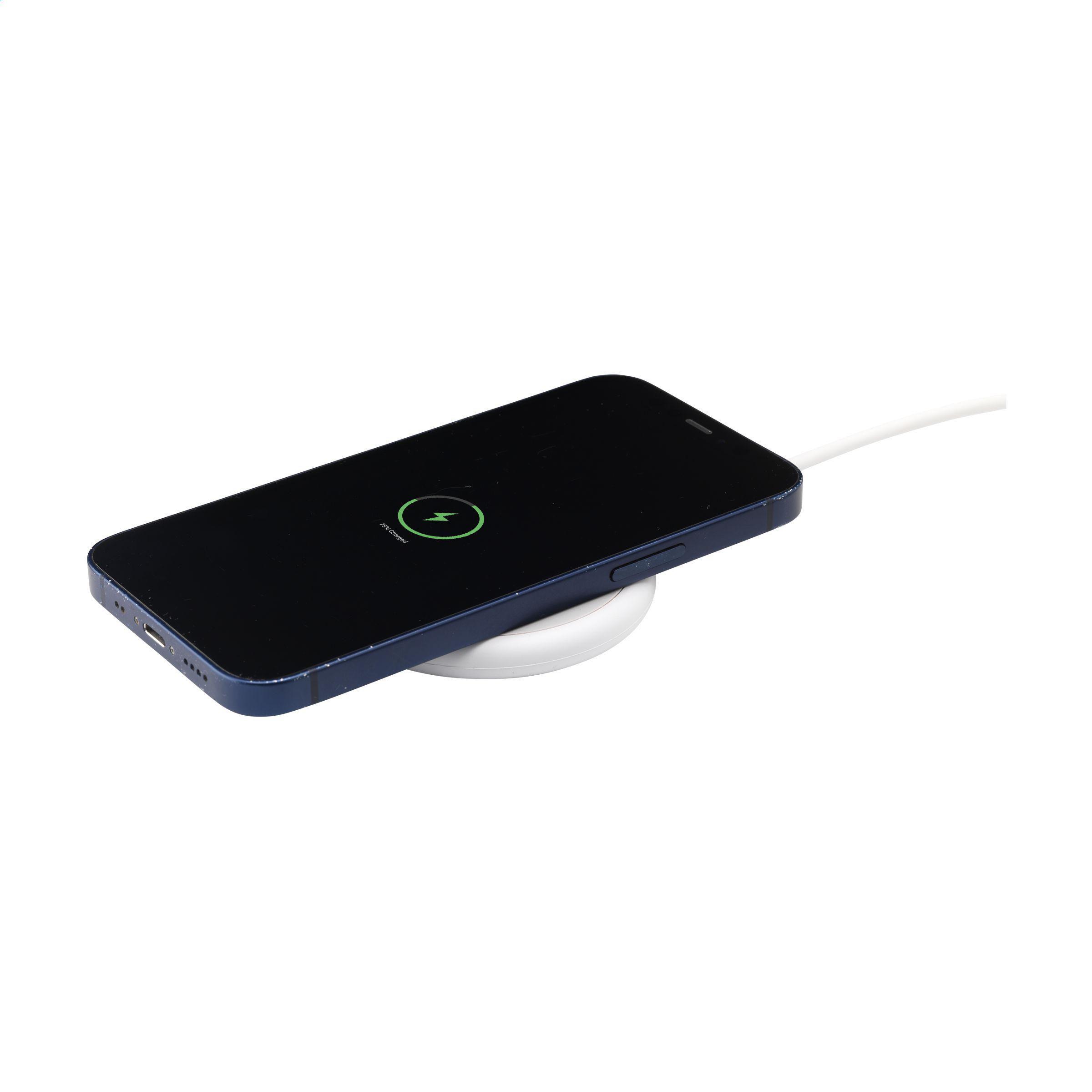 All-in-one RCS Recycled 15W Magnetic Wireless Charger