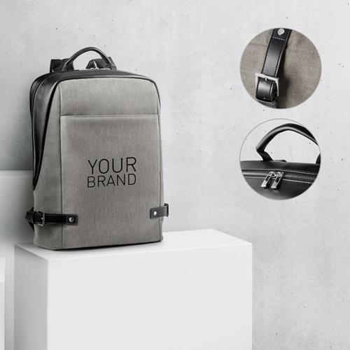 DIVERGENT BACKPACK II. Rucksack für Laptops bis zu 15.6´´ aus Stoff und PU